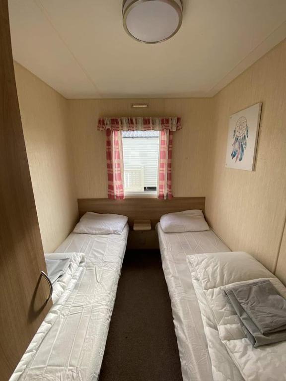 8 Berth Caravan Pg30 Chapel Saint Leonards Exterior foto